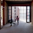 Alexandra Interpretation Centre - Peter Rich Architects Alexandra Interpretation Centre - Peter Rich Architects © Iwan Baan