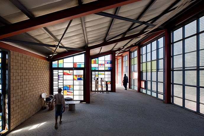 Alexandra Interpretation Centre / Peter Rich Architects