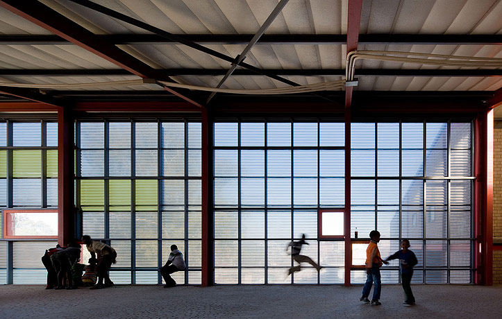 Alexandra Interpretation Centre / Peter Rich Architects
