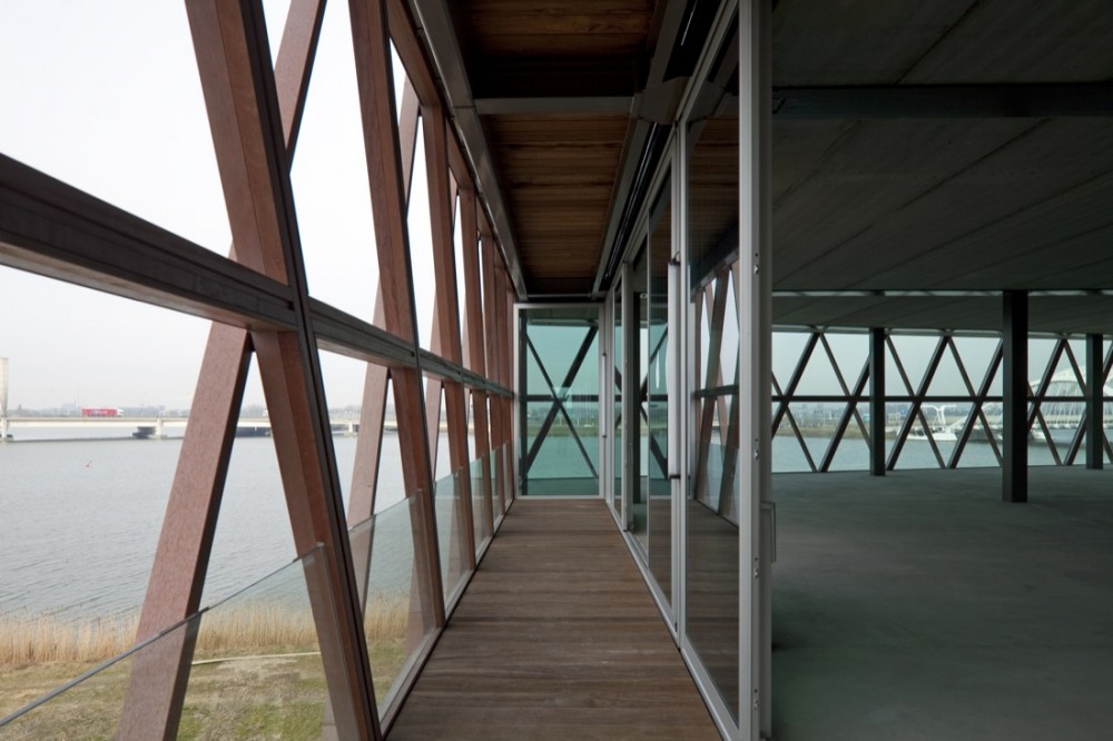 CBC Building / BNB Architects + B06 Architect