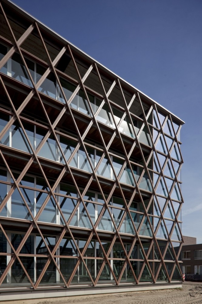 CBC Building / BNB Architects + B06 Architect