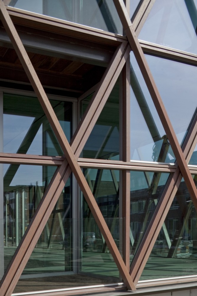 CBC Building / BNB Architects + B06 Architect