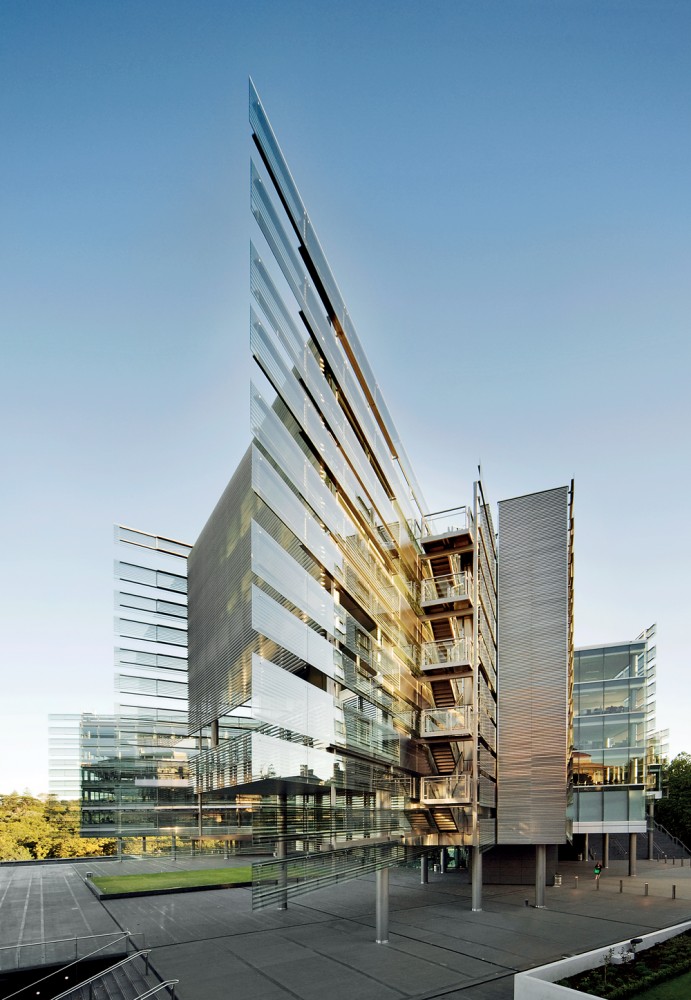 Business School and Teaching Complex - FJMT + Archimedia © John Gollings