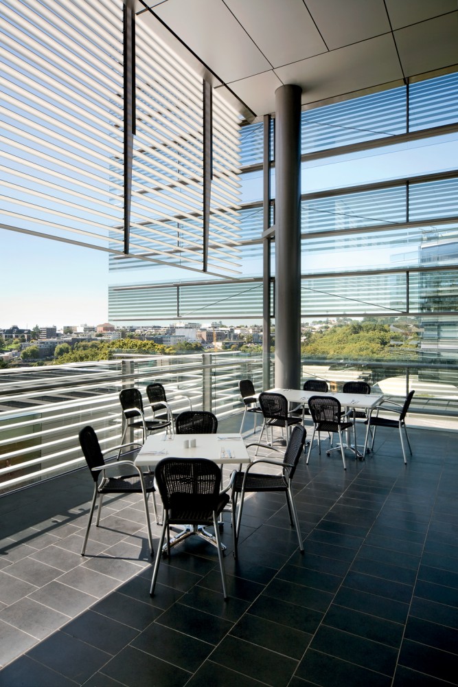 Business School and Teaching Complex - FJMT + Archimedia © John Gollings