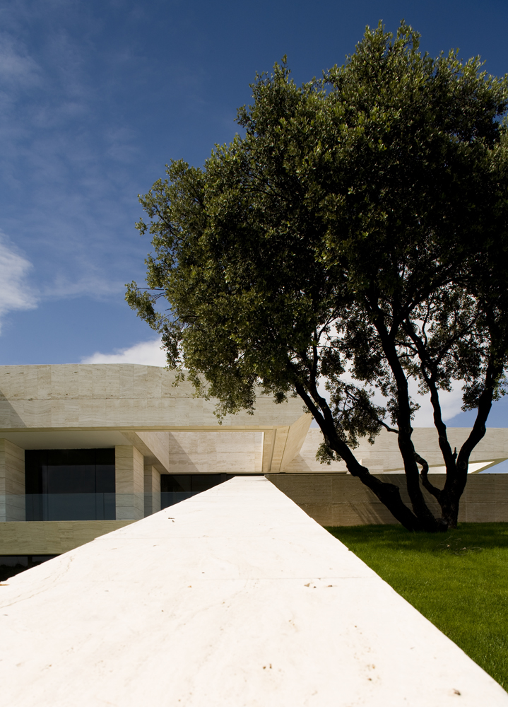 108 Residence / A-cero