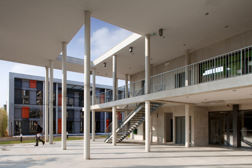 Albert Einstein School / N+B Architectes