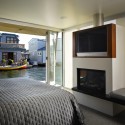 Lake Union Floating Home - Vandeventer + Carlander Architects Lake Union Floating Home - Vandeventer + Carlander Architects © Ben Benschneider