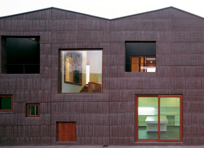 Pael House - Pezo von Ellrichshausen Architects © Cristobal Palma