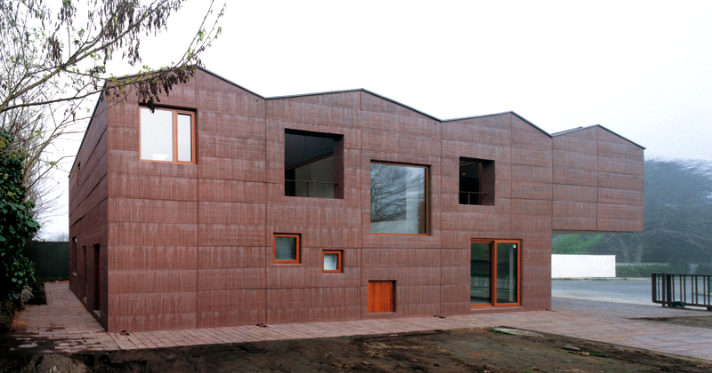 Pael House - Pezo von Ellrichshausen Architects © Cristobal Palma