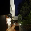 Lockyer Residence - Shaun Lockyer Architects Lockyer Residence - Shaun Lockyer Architects © Scott Burrows