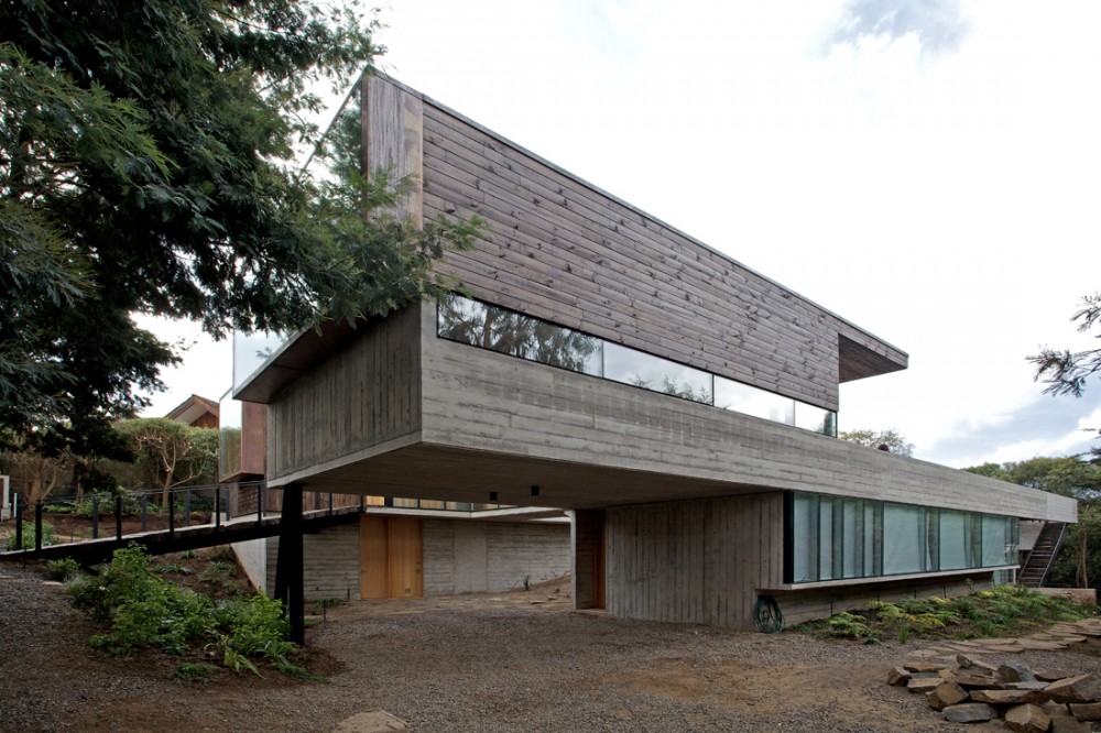 Los Molles House / Oltmann Ahlers W. + Oltmann Ahlers G. + dRN Arquitectos