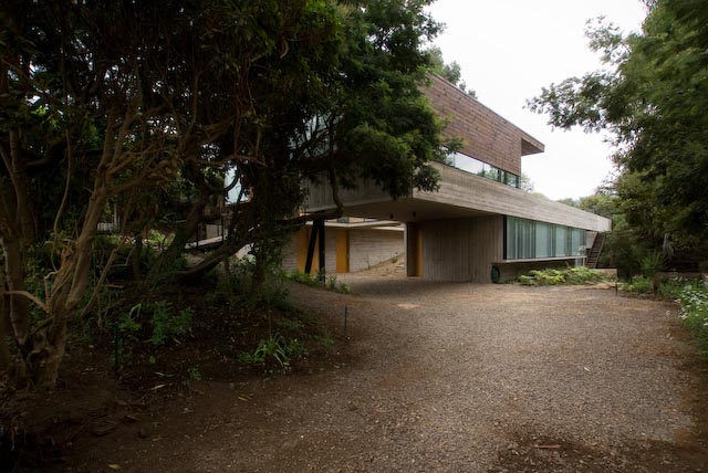 Los Molles House / Oltmann Ahlers W. + Oltmann Ahlers G. + dRN Arquitectos