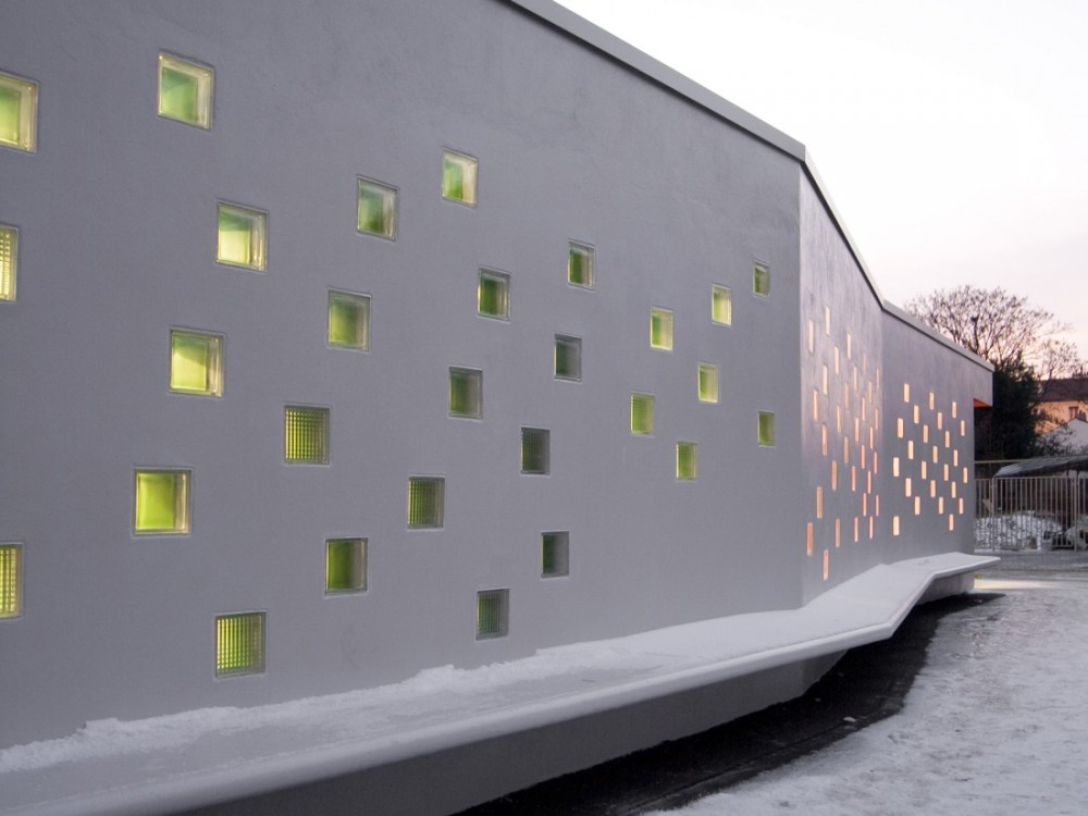 Diderot d’Alembert School Infirmary / Chartier/Dalix Architectes