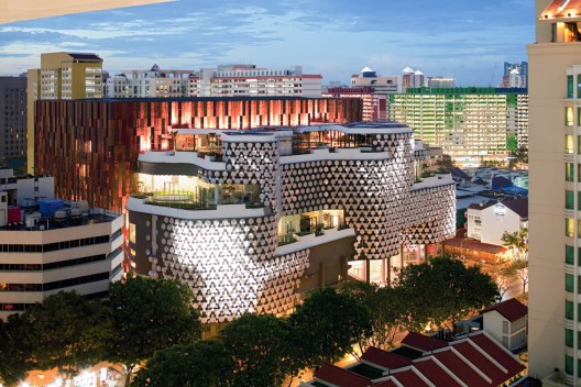 Iluma facade lighting, Singapore