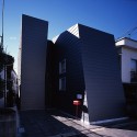 © Mitsumasa Fujitsuka