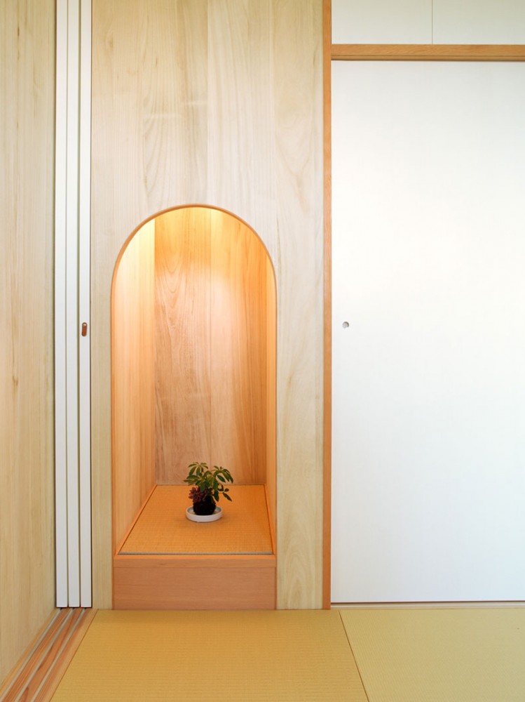House in Atagoyama - a.un Architects © Yuya Saito