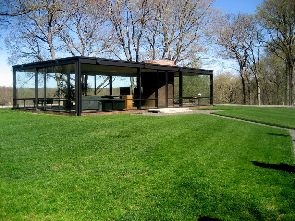 AD Classics: The Glass House / Philip Johnson