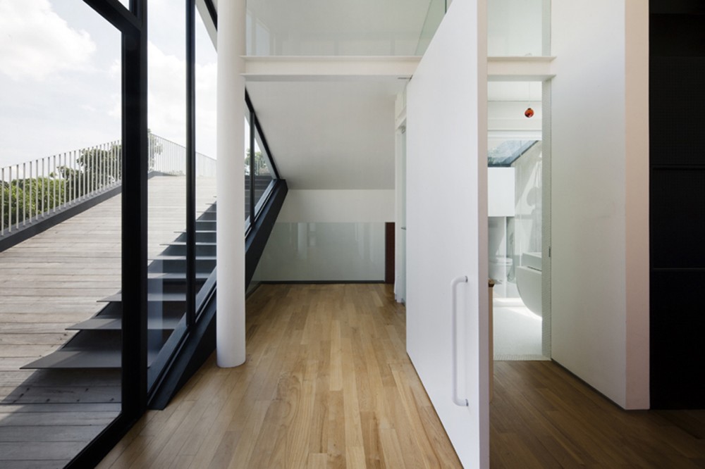 Maximum Garden House / Formwerkz Architects