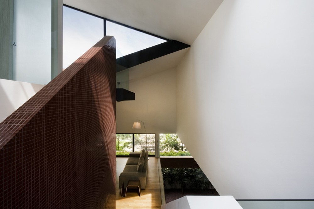 Maximum Garden House / Formwerkz Architects