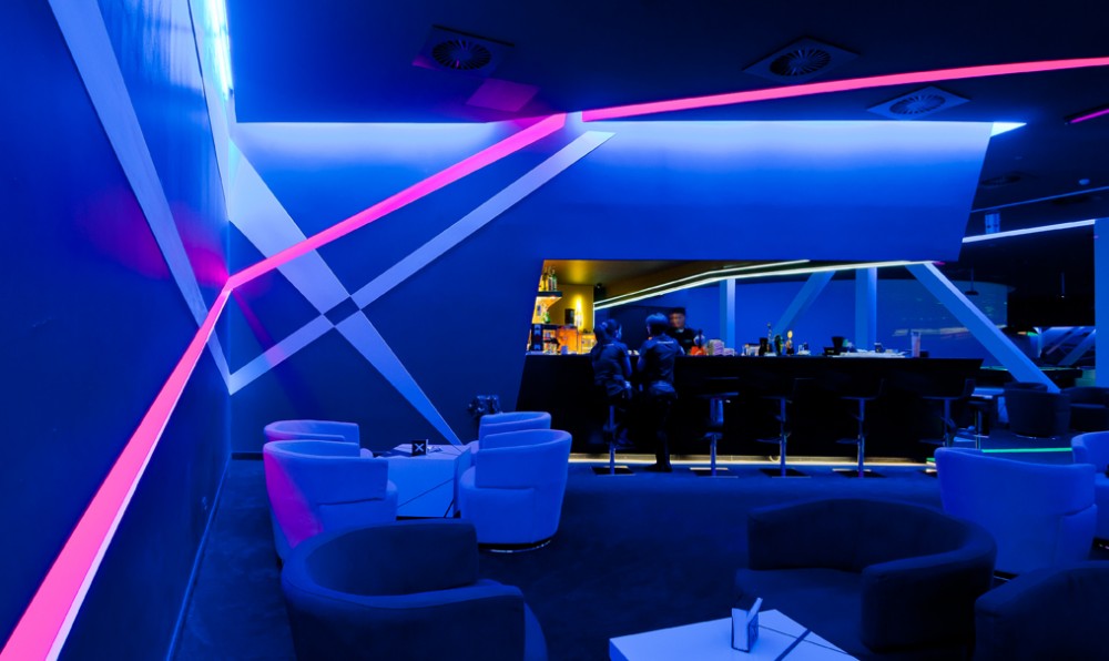 BLACKBOX w(2) © Courtesy of Parasite Studio
