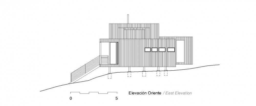 Rodríguez Harvey House / Nicolás Loi