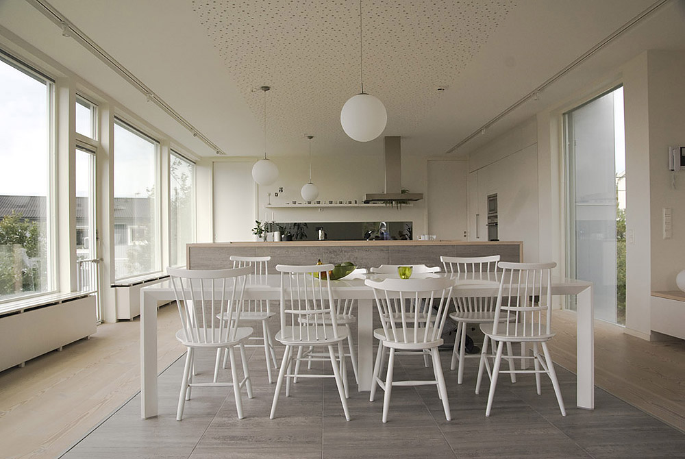 Plastic House / Unit Arkitektur AB