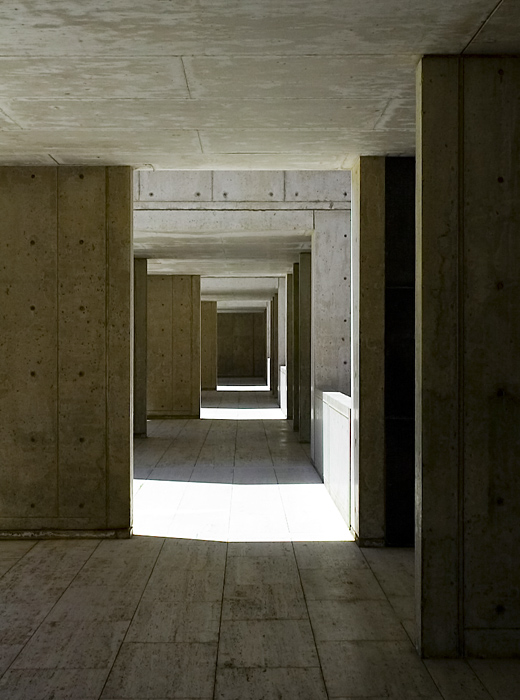 AD Classics: Salk Institute / Louis Kahn