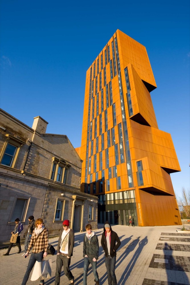 Broadcasting Place / Feilden Clegg Bradley Studios