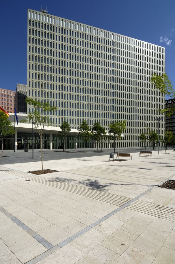 City of Justice Barcelona & L’Hospitalet de Llobregat / David Chipperfield + b720 Fermín Vázquez Arquitectos