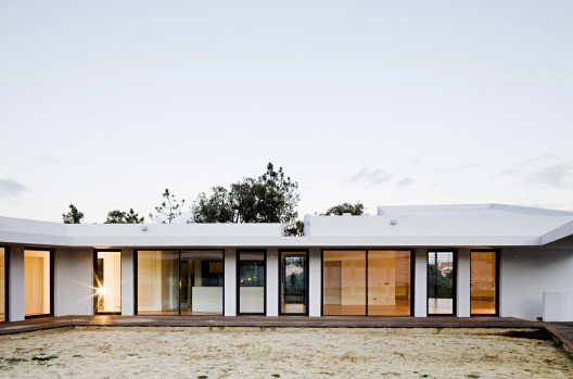 COMA_ARCHITECTS_PALMELA_090210_0557
