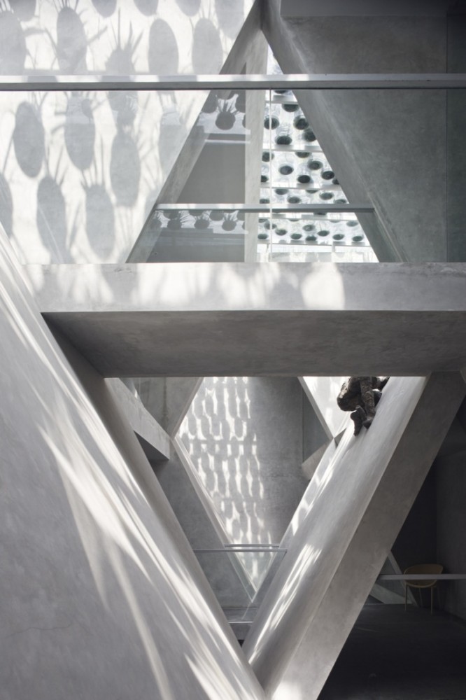 Studi-o Cahaya / Mamostudio