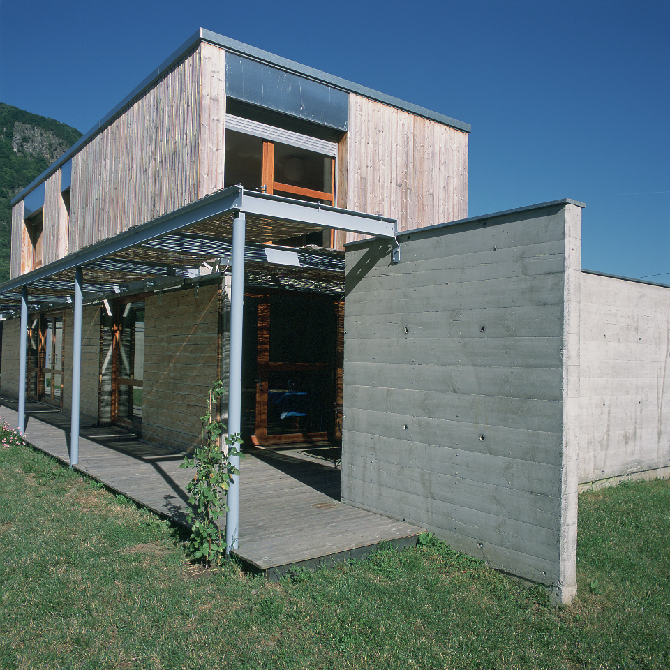 House in Chaum - Prax Architectes © Arnaud Saint-Germès