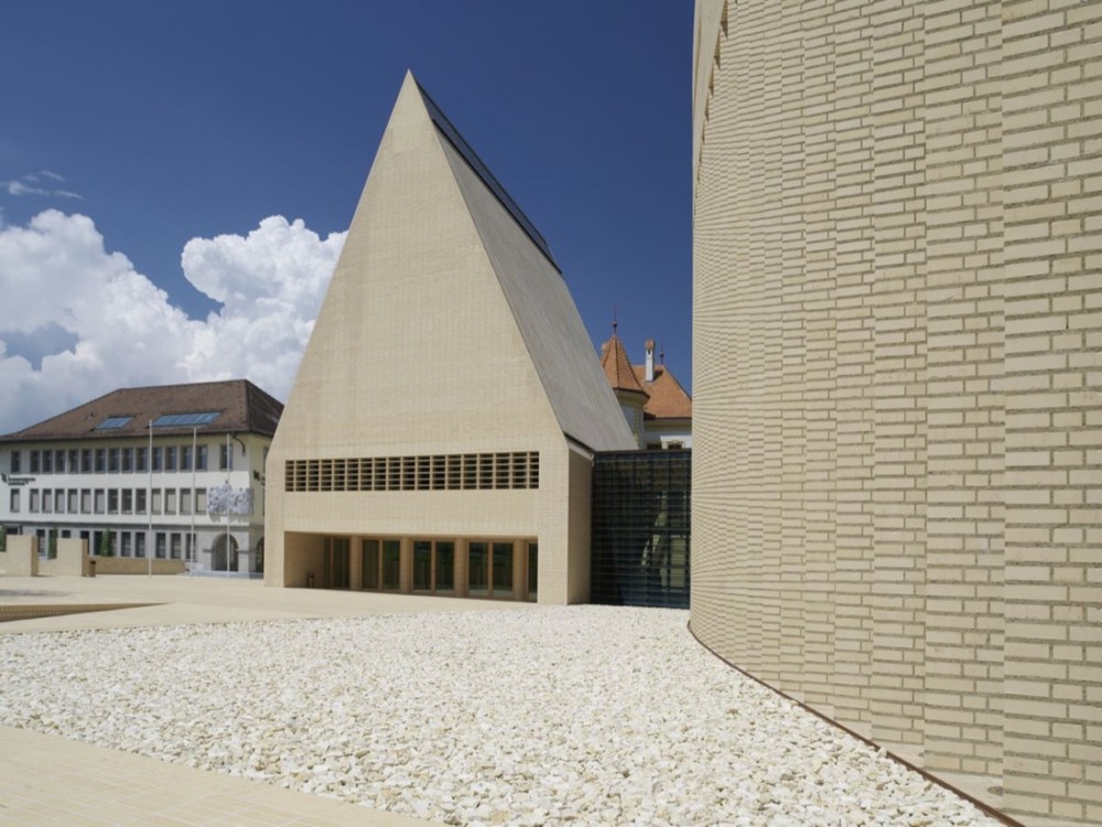 National Parliament Principality of Liechtenstein / Hansjoerg Goeritz Architekturstudio