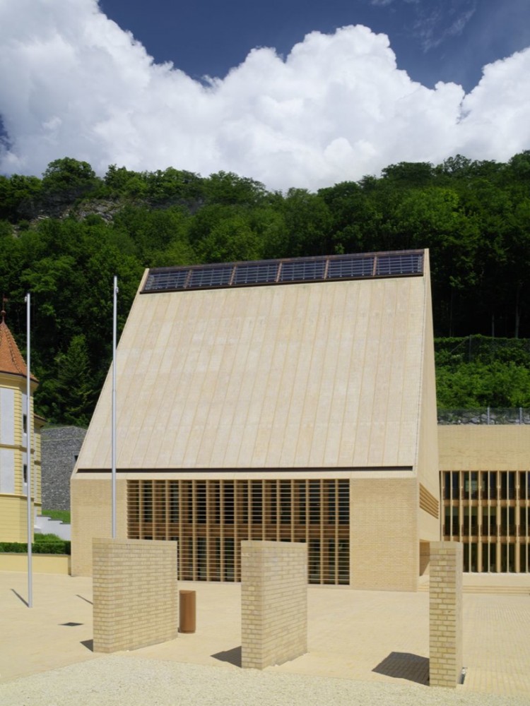 National Parliament Principality of Liechtenstein / Hansjoerg Goeritz Architekturstudio