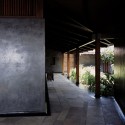 Tara House - Studio Mumbai Tara House - Studio Mumbai © Helene Binet