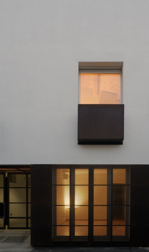Condominio T / C+C04STUDIO