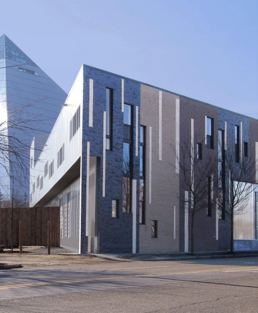 Trapezoid / buildingstudio