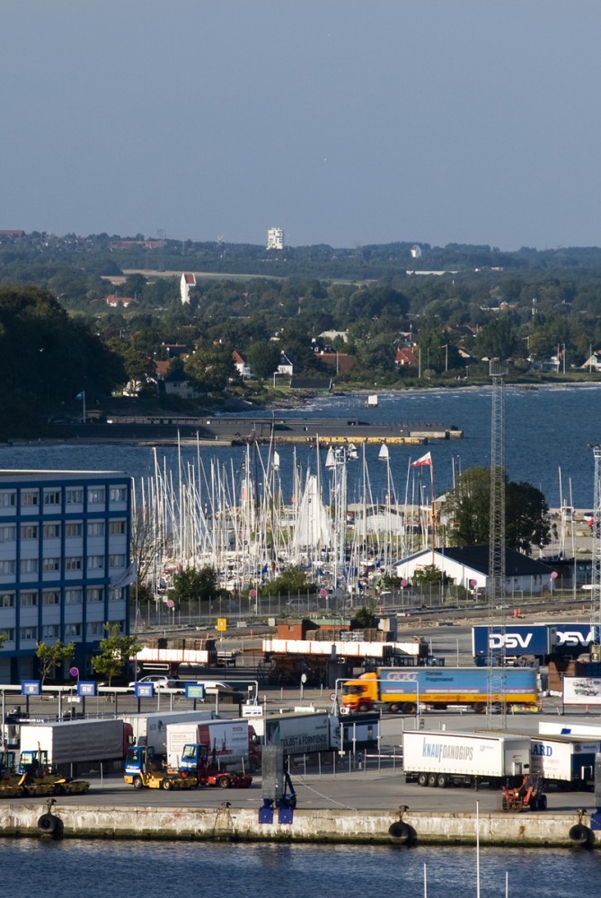 Siloetten/The Sil(o)houette / C. F. Møller Architects in collaboration with Christian Carlsen Arkitektfirma