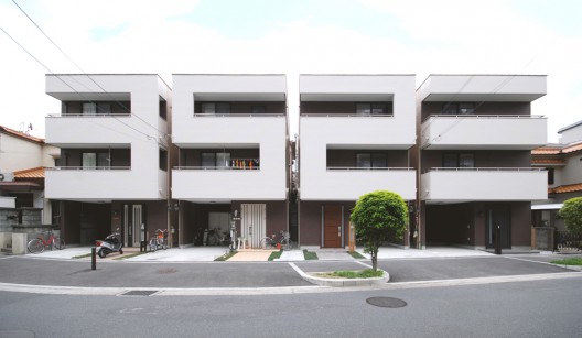 Residence in Hozumidai / Mitsutomo Matsunami