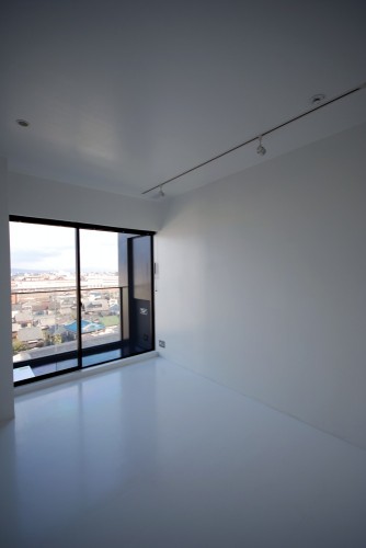 702living-room2