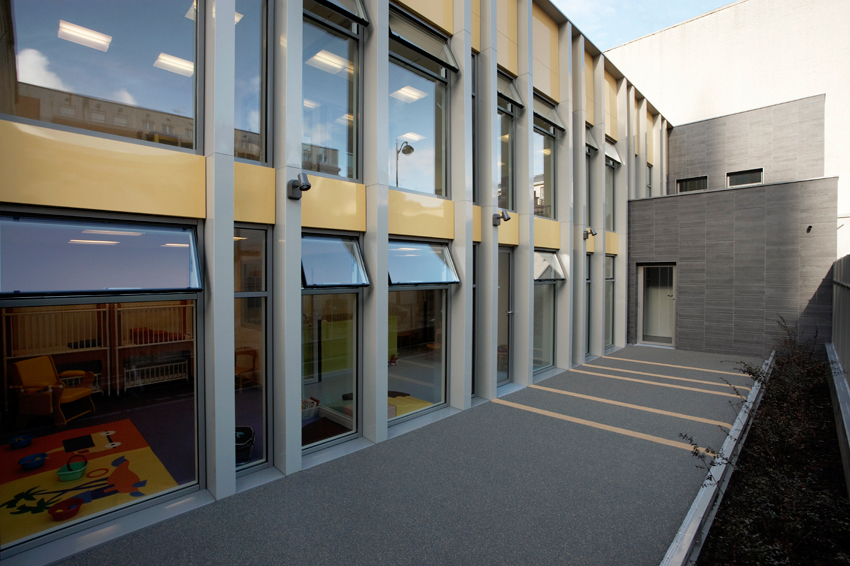 25 Cradles Nursery / RMDM Architectes