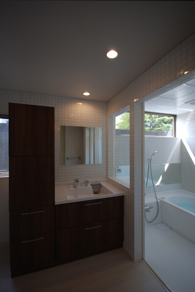 Residence in Tsuruhara / Matsunami Mitsutomo