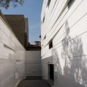 Commercial-Office Building © Parham Taghioff