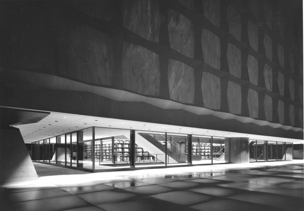 AD Classics: Beinecke Rare Book and Manuscript Library / Skidmore, Owings, & Merrill