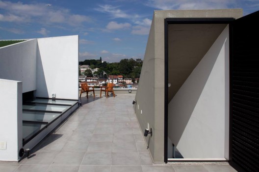 mirante do horto house / flavio castro