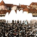 3_crowd+roof collage(lr) 3_crowd+roof collage(lr)