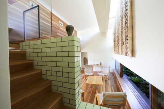 Z House / Donovan Hill