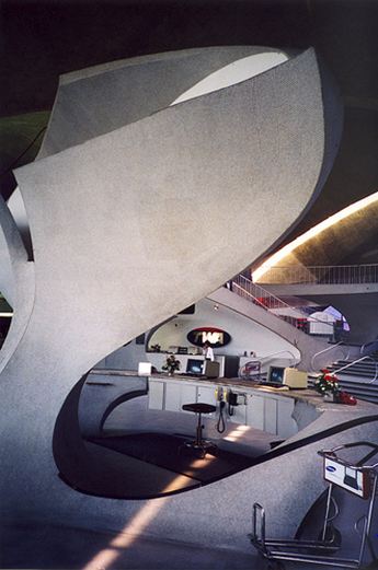 AD Classics: TWA Terminal / Eero Saarinen