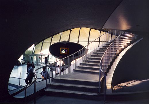 AD Classics: TWA Terminal / Eero Saarinen