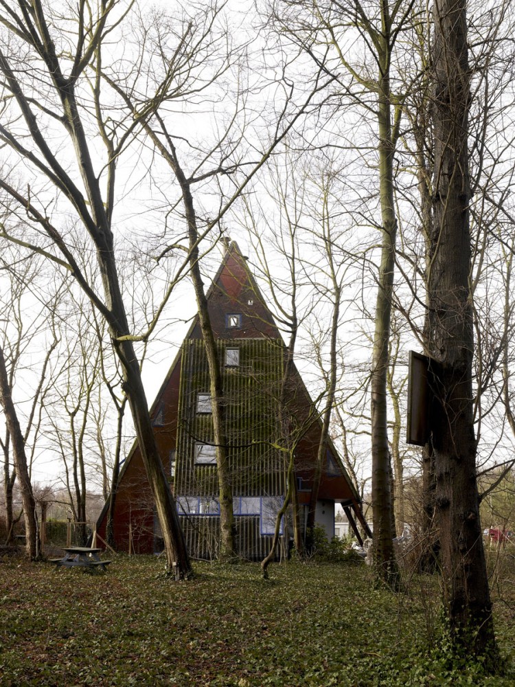House VVDB / dmvA